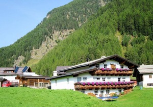70 m² Apartment ∙ 2 bedrooms ∙ 6 guests