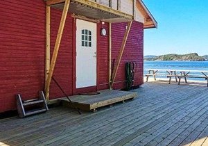 8 person holiday home in Revsnes