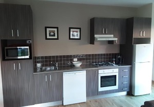 Adelphi Apartment 2- Poolside or Apartment 2A- King Studio