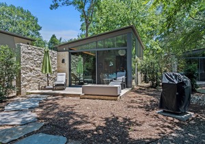 Adults-only escape on CCL with hot tub, hammocks, and peaceful lake views!