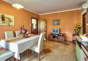 Amazing apartment in Porec with WiFi