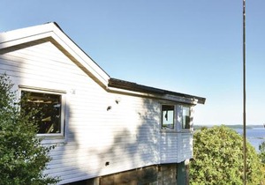 Amazing Home In Uddevalla With Kitchen