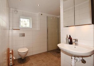 Amazing Home In Uddevalla With Kitchen