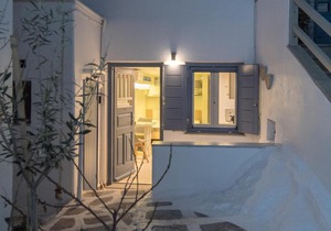 ANEMA1 Studio in the Heart of Naousa