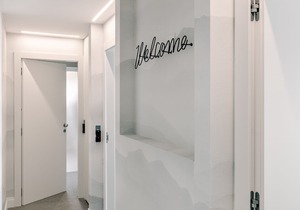 Anjoy & Bleev Rooms | PALMS | Queen French bed room