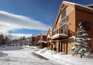 Antlers Gulch 303 by SummitCove Lodging