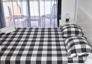 Apartament Sergi - One Bedroom Apartment, Sleeps 4