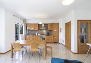 Apartamento Pedra T2 | 2 Bedroom | Central | Oura