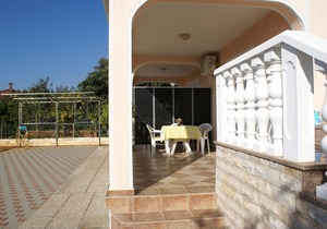 Apartment 400 m from the nearest beach - air conditioning & satellite TV