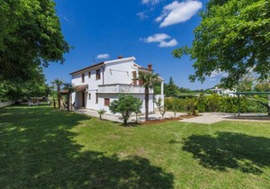 Apartment Ana-2 by Interhome
