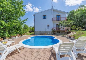 Apartment Ana-3 by Interhome