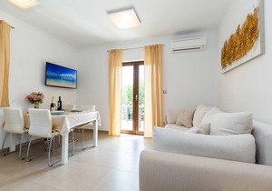 Apartment for 4 persons approx. 45 m² in Poreč, Istria (Istrian Riviera)
