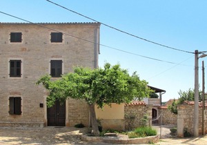 Apartment Gortan - KST100 by Interhome
