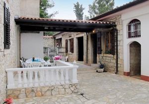 Apartment Gortan - KST101 by Interhome