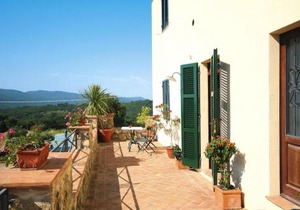 Apartment in Chiusdino with terrace