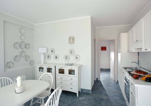 Apartment with terrace. Shared pool. 150 metres from beach