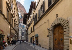 Apartments close to Duomo