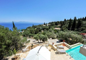 Apeiron II Villa - Sunny, Modern, Pool - walk to Gaios