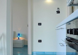 Appartamento Torre Caleo L, fully refundable with voucher*: A charming apartment located right on the beach.