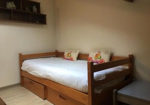Appartement Duplex Confortable au Cœur de Toul avec Parking, Climatisation et Proche Gare - FR-1-584-60