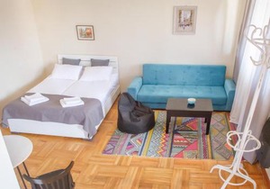 Apt. N12 in Old Town