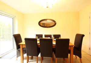 Ardmullen 4-Bedroom Holiday Home