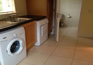 Ardmullen Holly 4 bedroom - sleeps 8 guests in 4 bedrooms