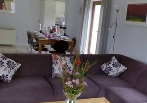 Ardnagashel Woods No 3 - a two story that sleeps 8 guests in 4 bedrooms