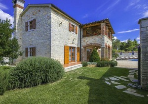 Authentic Istrian Villa in Baderna with Swimming Pool