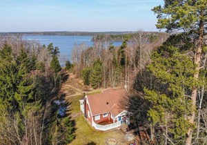 Awesome Home In Annerstad With Sauna