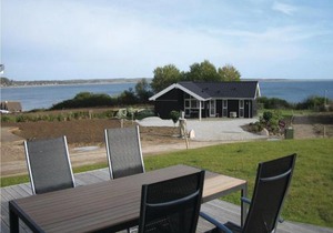 Awesome Home In Haderslev With Wifi