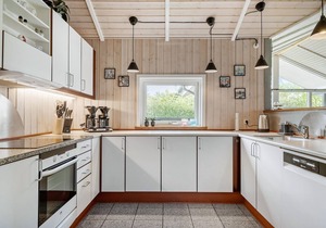 Awesome home in Tarm with kitchen