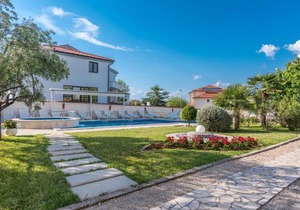 B&B Dujmović