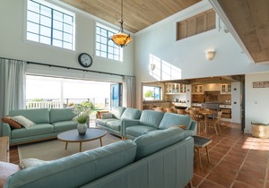Beachfront luxury in Ruby Bay - 30 mins to Nelson