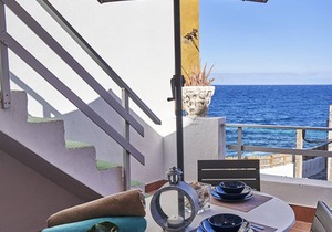 BEAUTIFUL APARTMENT IN FRONT OF THE SEA !!!!