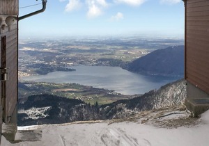Beautiful home in Ebensee with WiFi