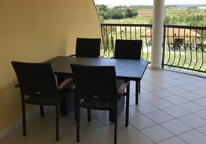 Beautiful quiet holiday house with three apartments and pool