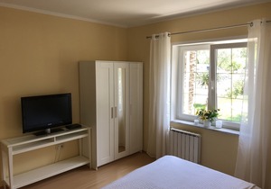 Beautiful quiet holiday house with three apartments and pool