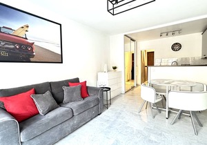 Beautiful studio in the heart of Juan les Pins 300m from the Beaches