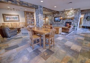 Black Bear 8052 by SummitCove Lodging