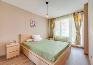 Bright and Newly Refurbished Apartment near Center