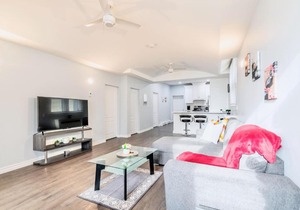 Bright & Modern 2BR Apt with Netflix