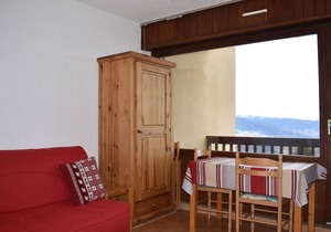 Cabin studio for 4 with parking in Font-Romeu