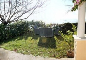 Casa Ilnira D, fully refundable with voucher*: A bright and sunny apartment in a quiet position, located on a hillside above the sea, with Free WI-FI.