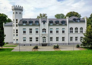 Castle Tower Apartment - Hohendorf Castle