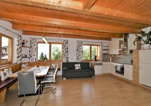 Chalet in Zell am Ziller near Ski Lifts