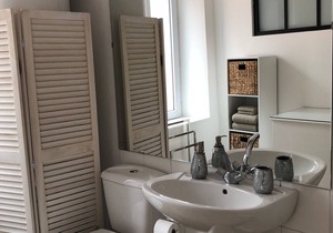 Charming Studio Facing the Port and 100 m from the beach