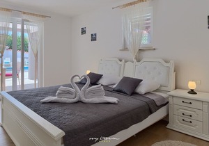 Charming villa with pool near Porec