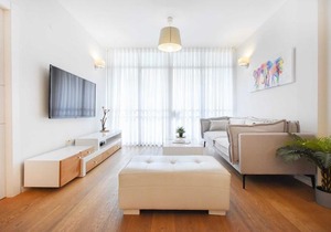 Clear 3BR near Bograshov by HolyGuest