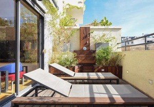 Colorful Shenkin 3-BR by HolyGuest